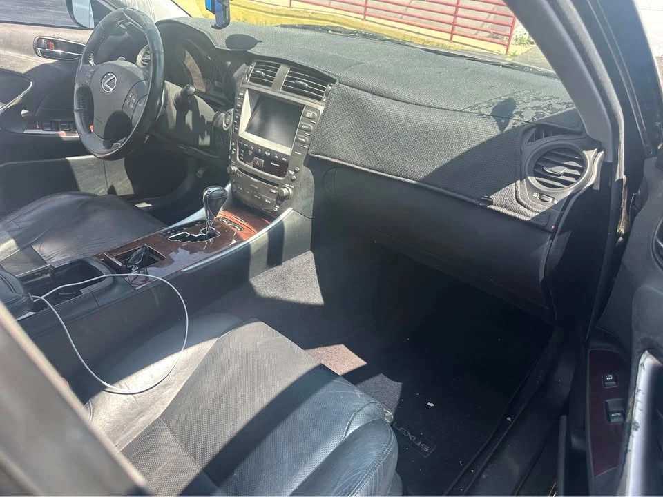 2007 Lexus IS 2nd Gen - Image 11 of 13