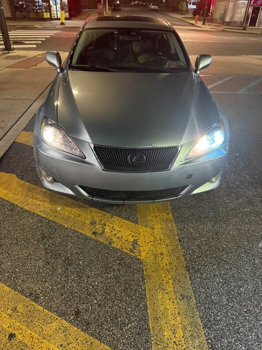 2007 Lexus IS 2nd Gen - Image 4 of 4