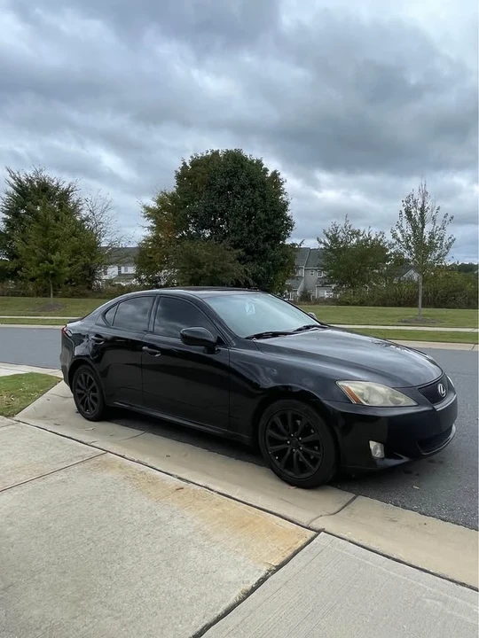 2007 Lexus IS 2nd Gen - Image 4 of 7
