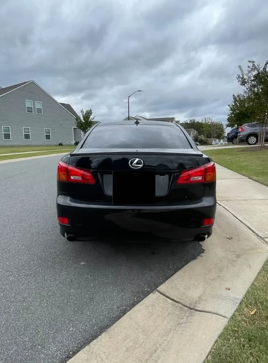 2007 Lexus IS 2nd Gen - Image 2 of 7