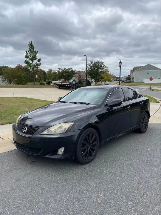 2007 Lexus IS 2nd Gen - Image 3 of 7
