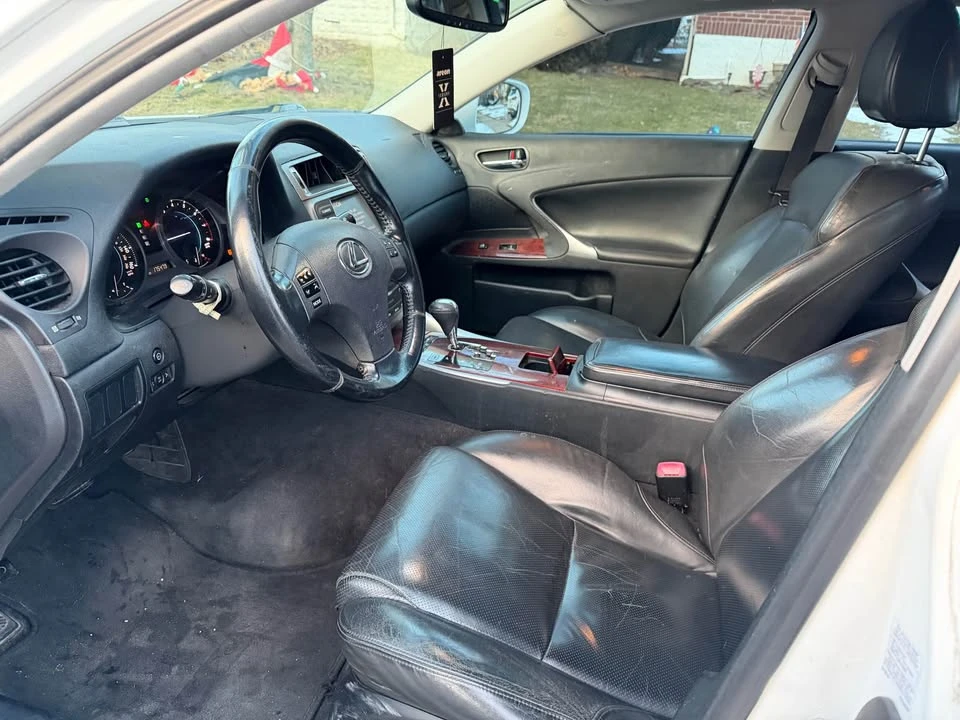 2007 Lexus IS 2nd Gen - Image 7 of 8