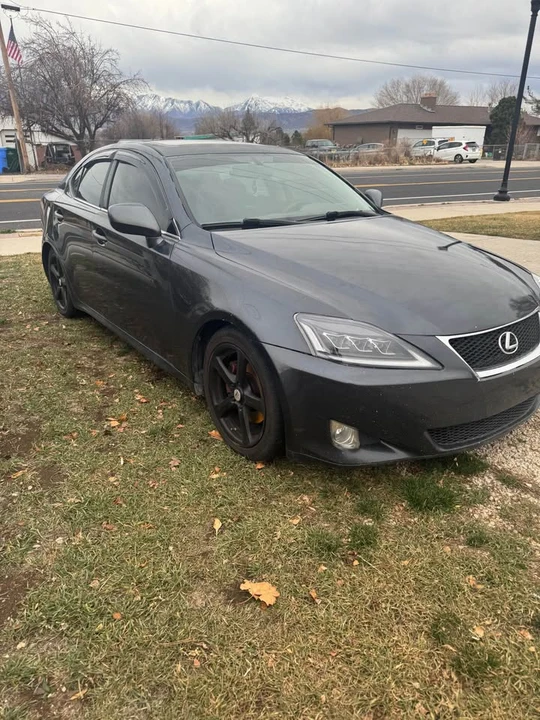 2007 Lexus IS 2nd Gen - Image 4 of 7