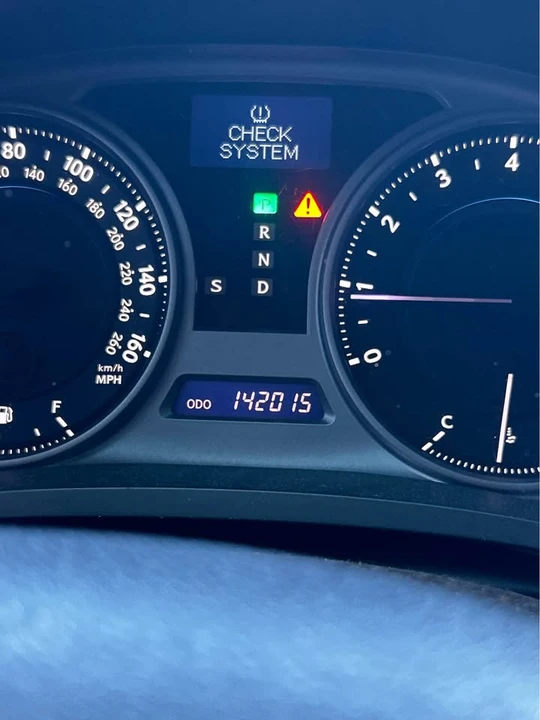 2007 Lexus IS 2nd Gen - Image 7 of 10