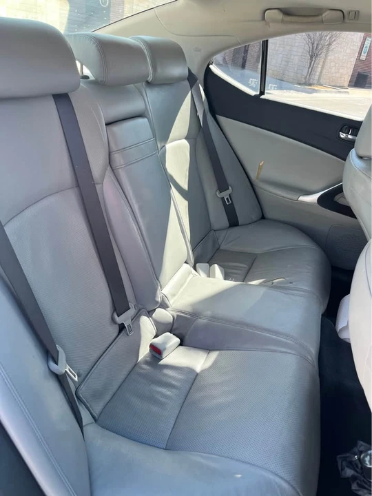 2007 Lexus IS 2nd Gen - Image 4 of 10