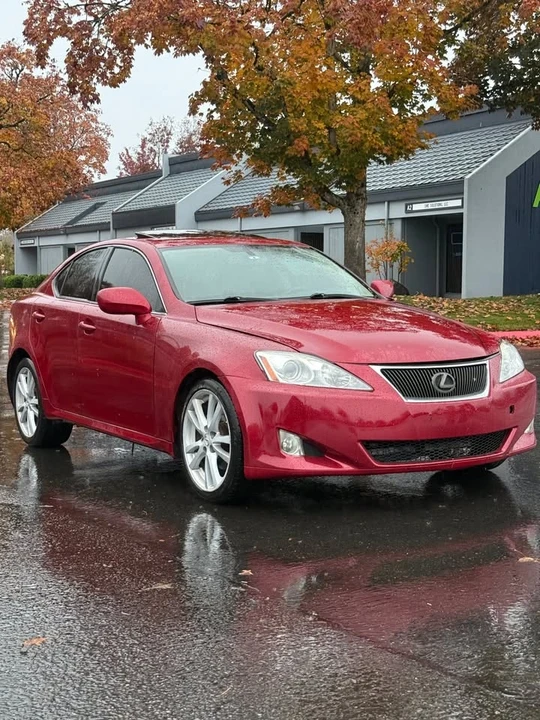 2007 Lexus IS 2nd Gen - Image 2 of 8