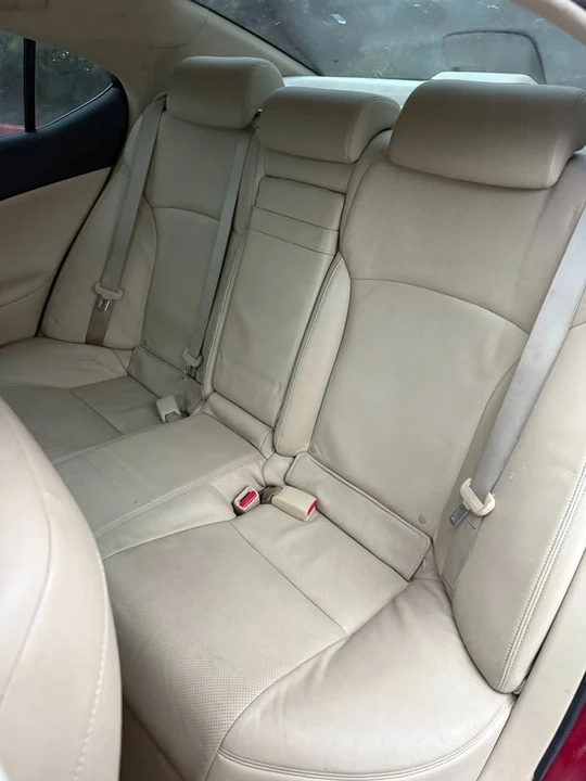 2007 Lexus IS 2nd Gen - Image 7 of 8