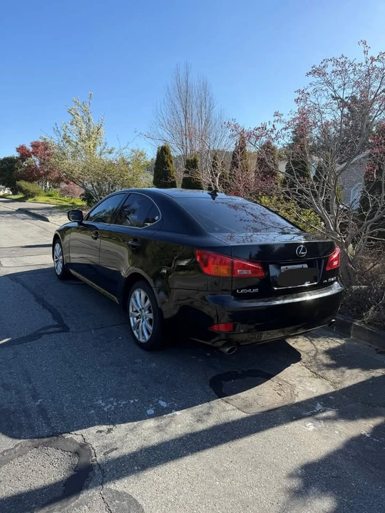 2007 Lexus IS 2nd Gen - Image 2 of 5