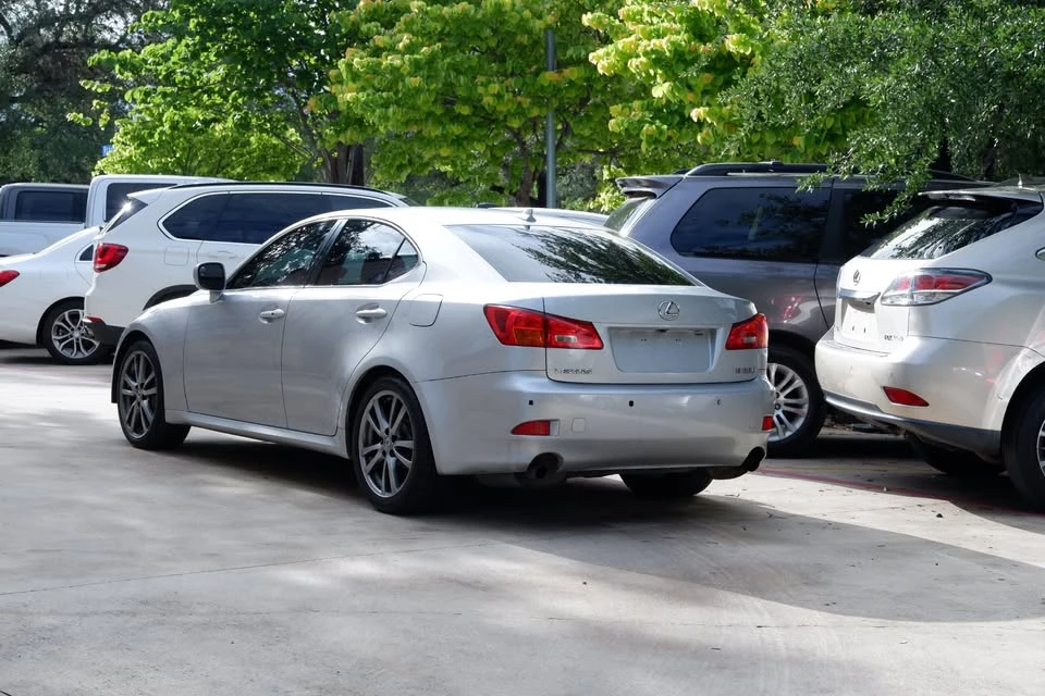 2007 Lexus IS 2nd Gen - Image 3 of 20