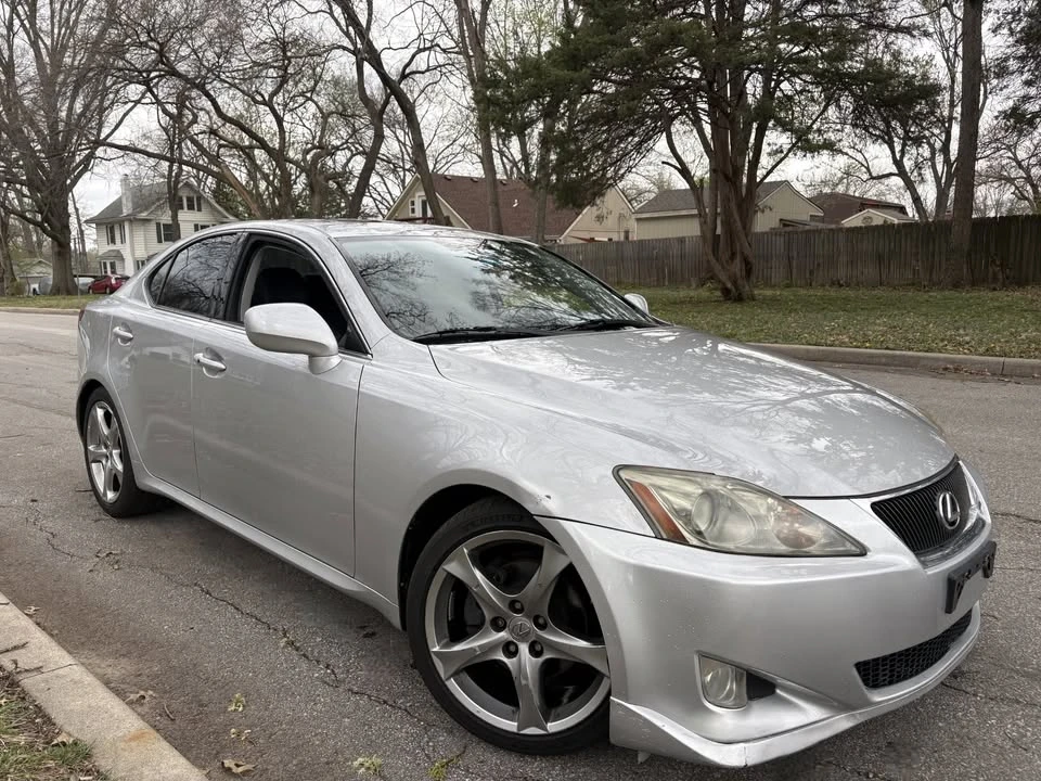 2007 Lexus IS 2nd Gen - Image 8 of 20