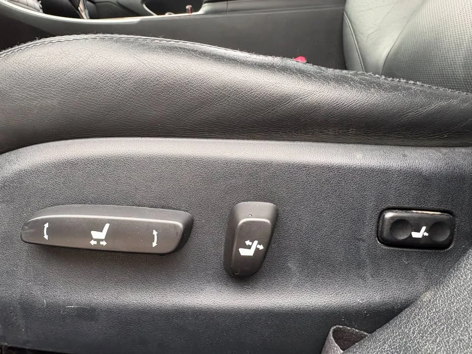2007 Lexus IS 2nd Gen - Image 11 of 20