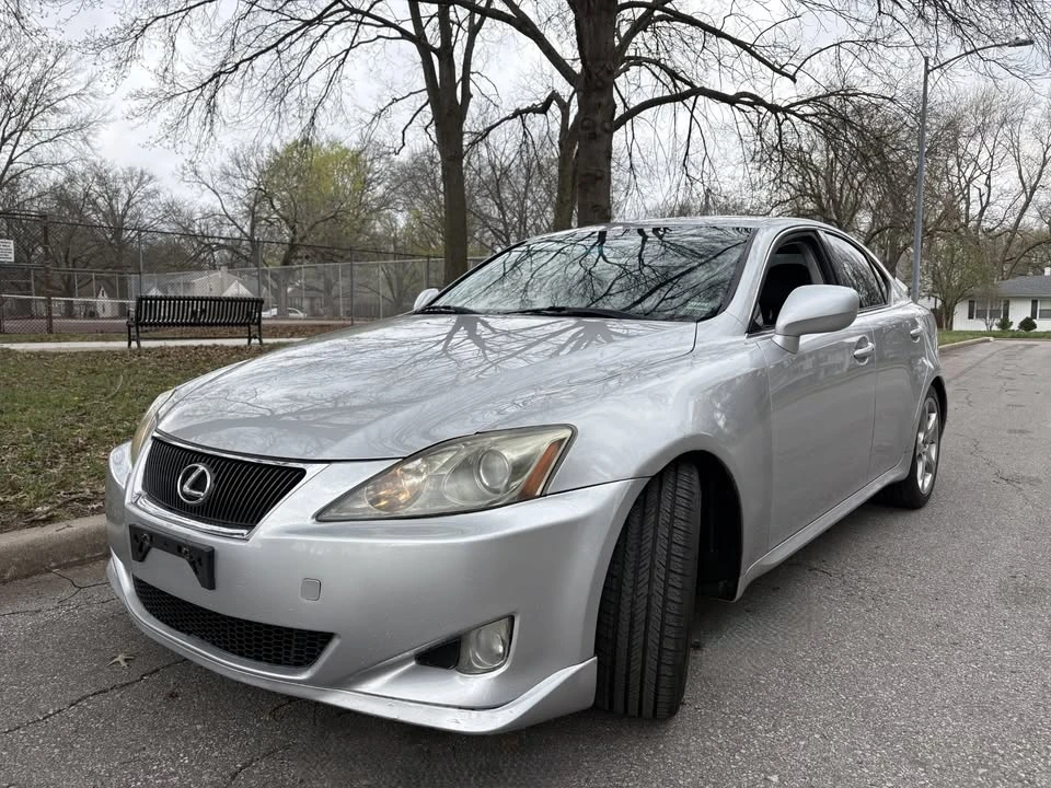 2007 Lexus IS 2nd Gen - Image 2 of 20
