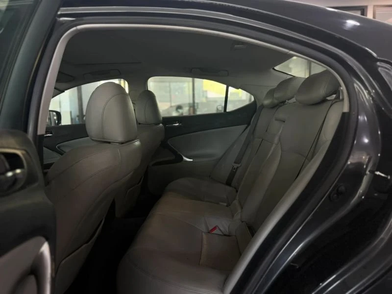 2007 Lexus IS 2nd Gen - Image 14 of 17