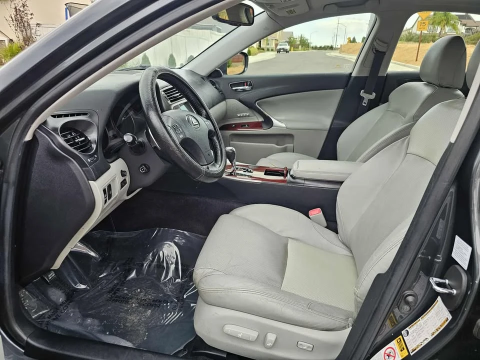 2007 Lexus IS 2nd Gen - Image 10 of 18
