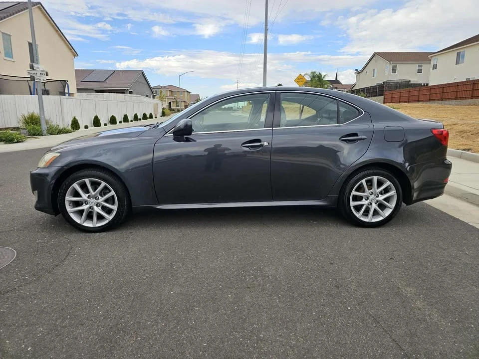 2007 Lexus IS 2nd Gen - Image 7 of 18