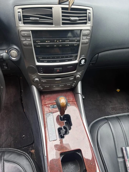 2007 Lexus IS 2nd Gen - Image 6 of 7