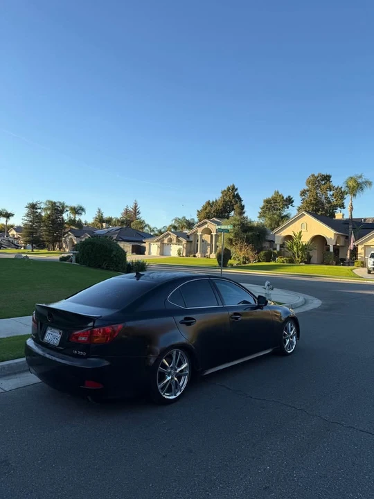 2007 Lexus IS 2nd Gen - Image 5 of 11