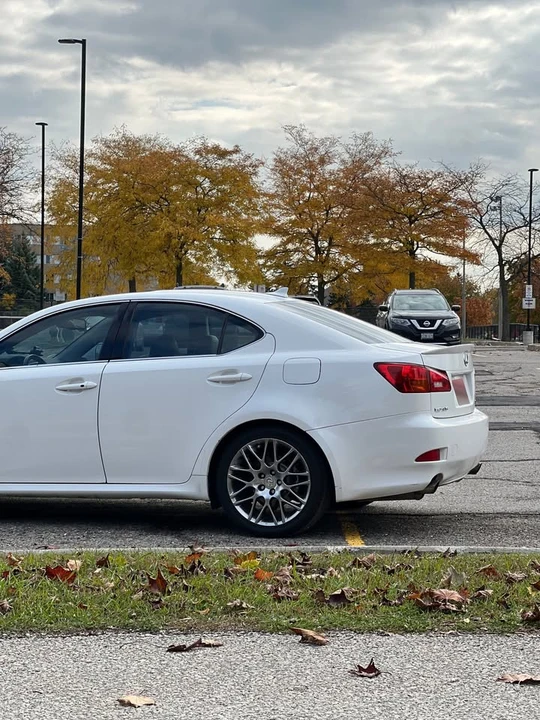 2007 Lexus IS 2nd Gen - Image 8 of 12