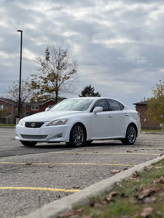 2007 Lexus IS 2nd Gen - Image 9 of 12