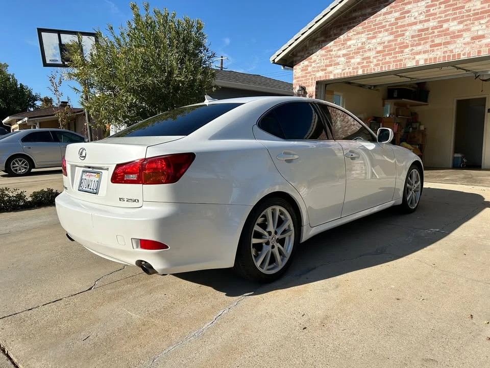 2007 Lexus IS 2nd Gen - Image 2 of 8