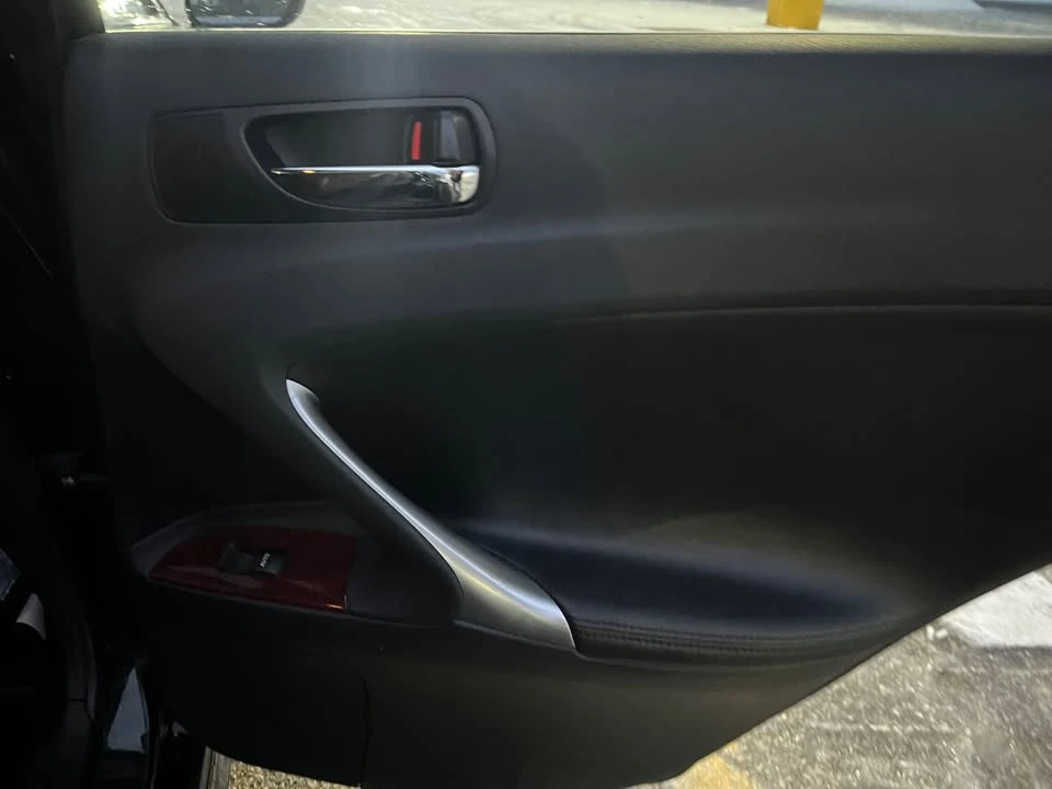 2007 Lexus IS 2nd Gen - Image 12 of 14