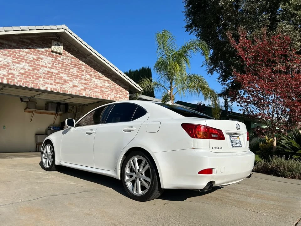 2007 Lexus IS 2nd Gen - Image 3 of 8