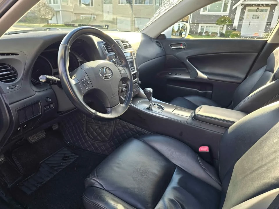 2007 Lexus IS 2nd Gen - Image 7 of 10