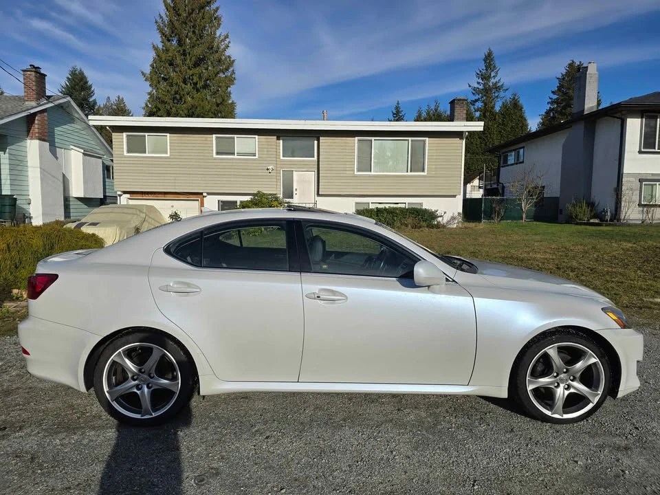 2007 Lexus IS 2nd Gen - Image 5 of 10