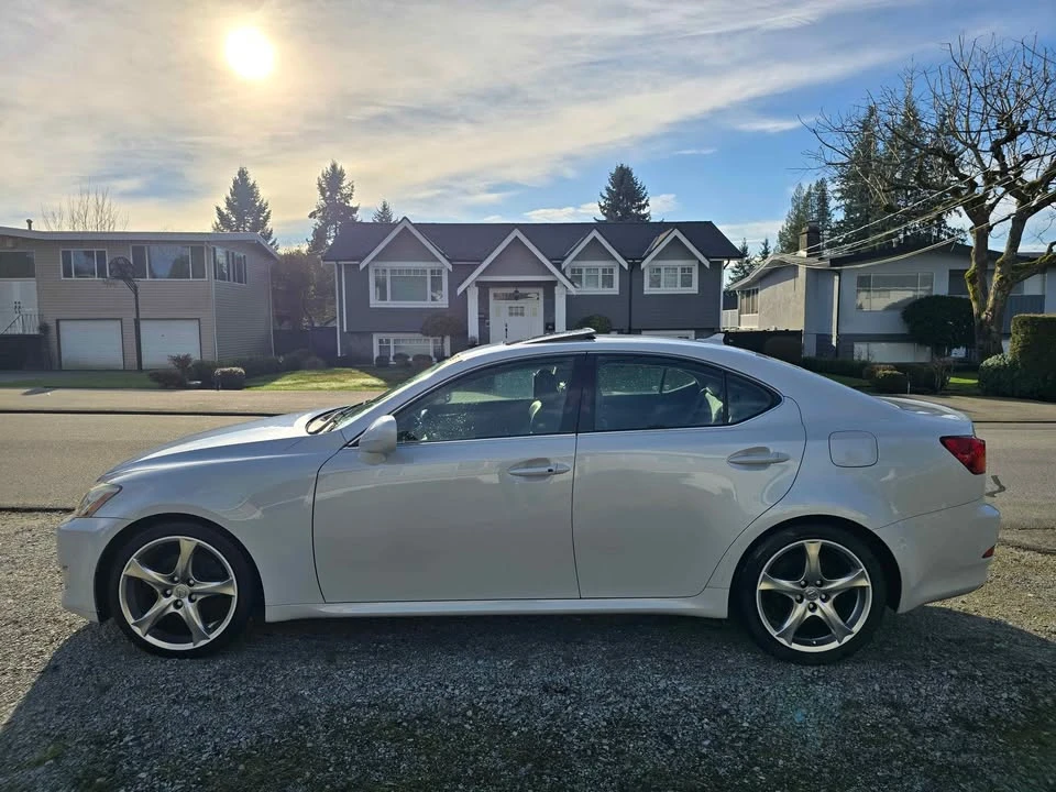 2007 Lexus IS 2nd Gen - Image 3 of 10