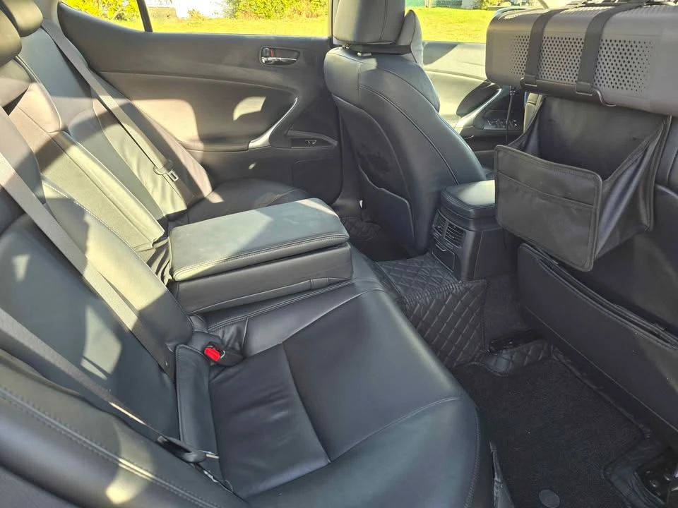 2007 Lexus IS 2nd Gen - Image 9 of 10