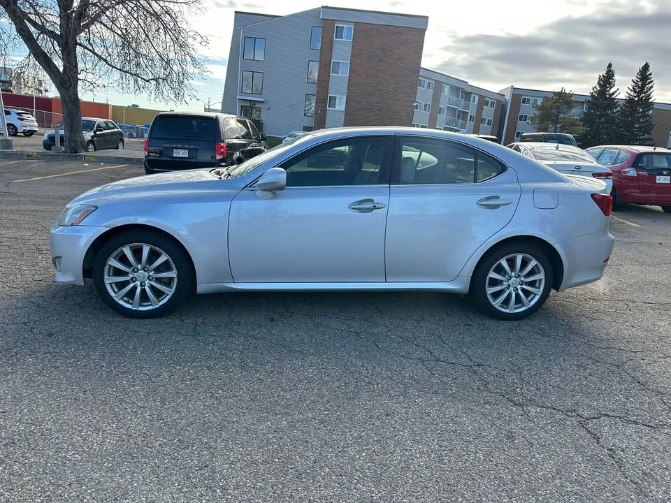 2007 Lexus IS 2nd Gen - Image 7 of 11