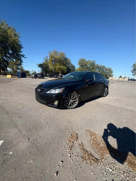 2007 Lexus IS 2nd Gen - Image 2 of 6