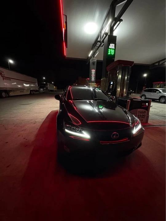 2007 Lexus IS 2nd Gen - Image 5 of 6