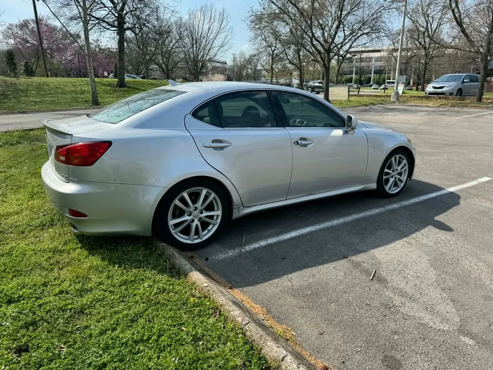 2007 Lexus IS 2nd Gen - Image 3 of 12