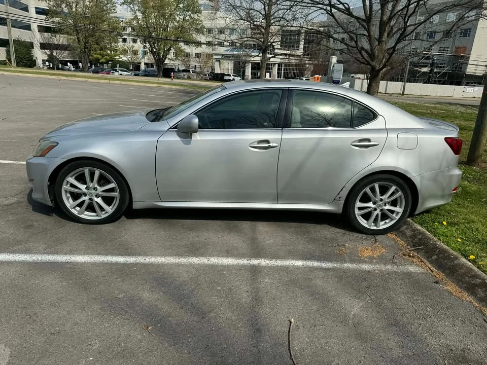 2007 Lexus IS 2nd Gen - Image 6 of 12