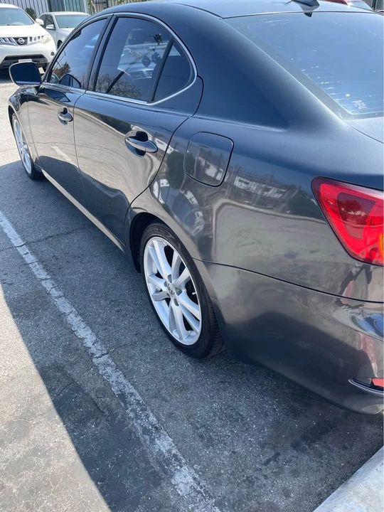 2007 Lexus IS 2nd Gen - Image 5 of 12