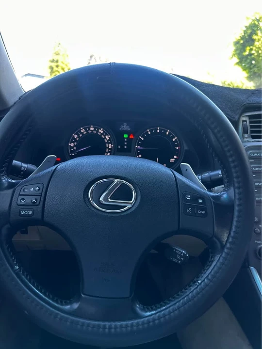 2007 Lexus IS 2nd Gen - Image 9 of 10