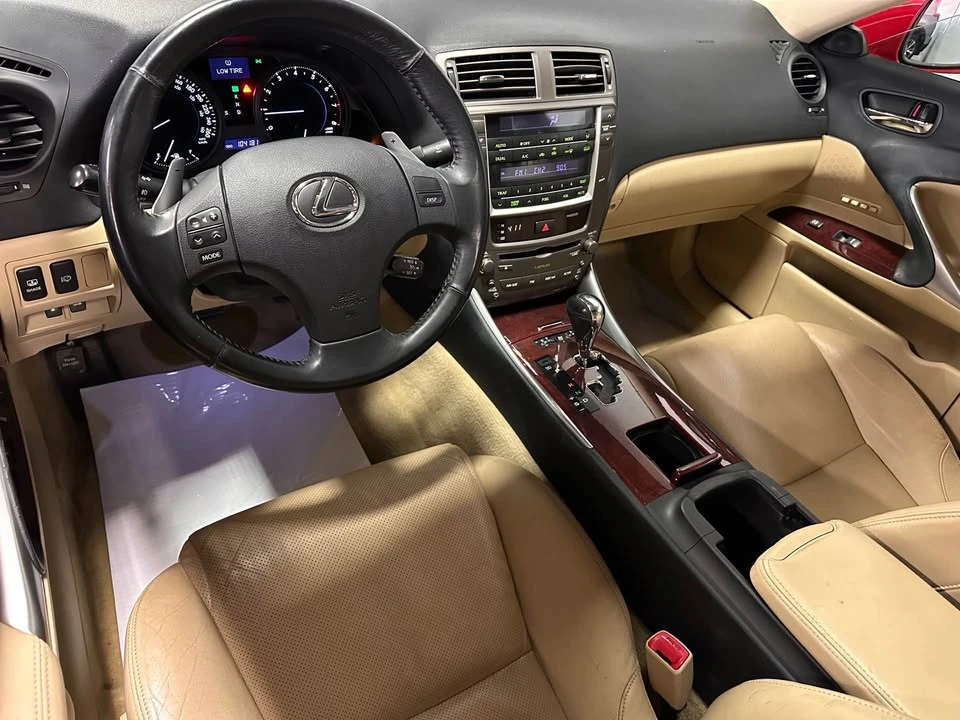 2007 Lexus IS 2nd Gen - Image 4 of 17