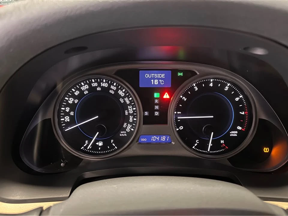 2007 Lexus IS 2nd Gen - Image 11 of 17