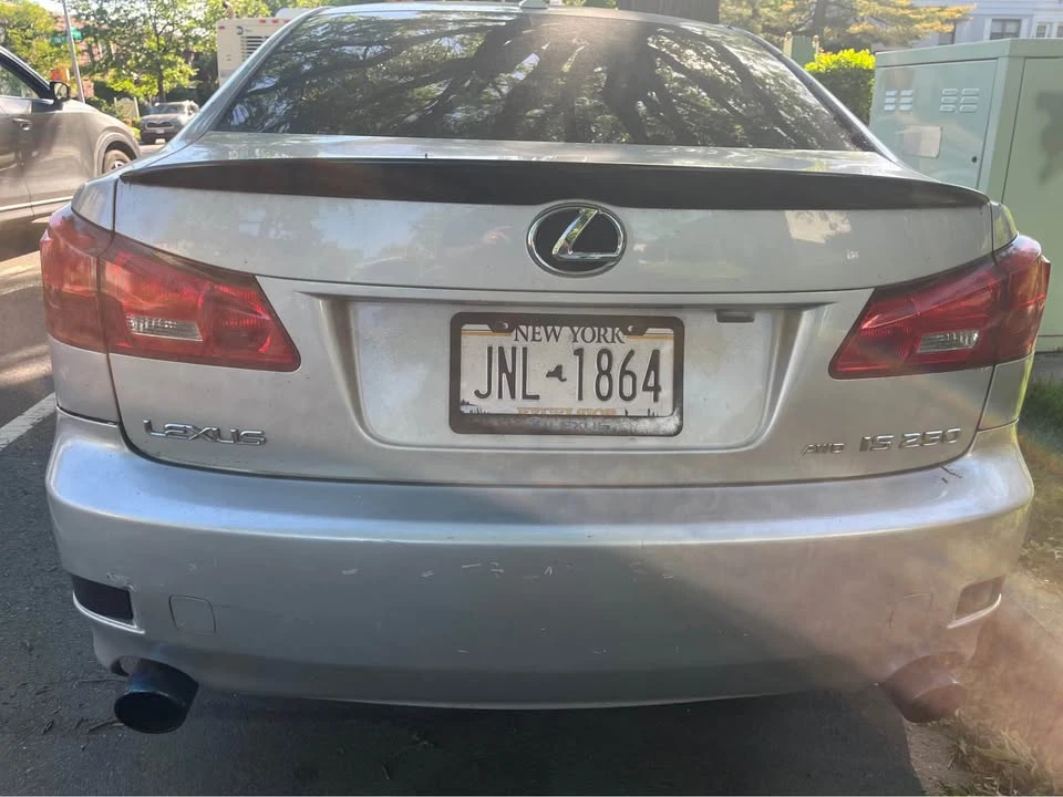 2007 Lexus IS 2nd Gen - Image 11 of 15