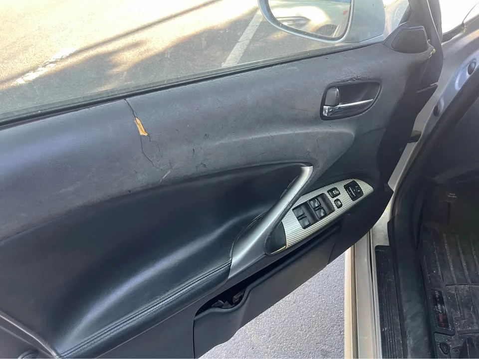 2007 Lexus IS 2nd Gen - Image 2 of 15