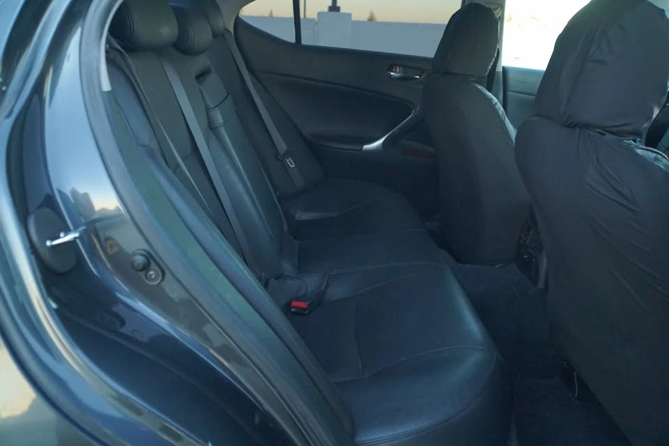 2007 Lexus IS 2nd Gen - Image 18 of 20