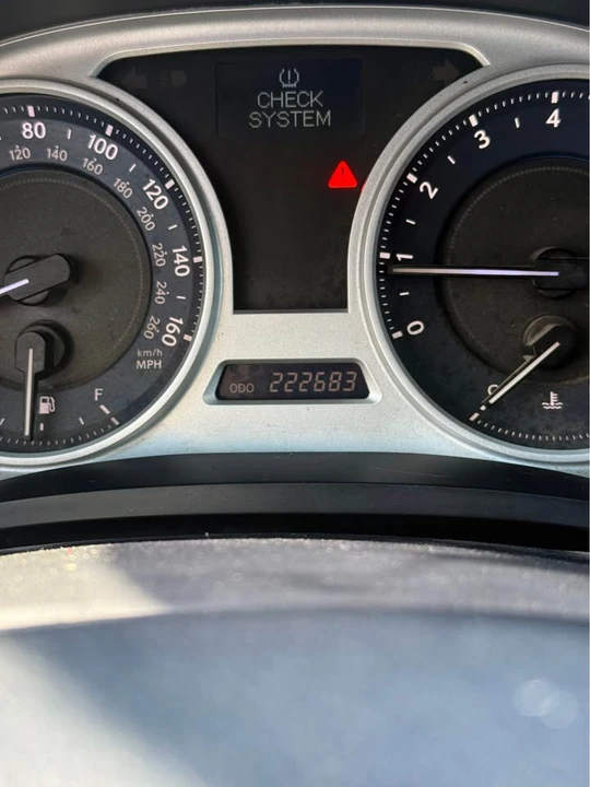2007 Lexus IS 2nd Gen - Image 8 of 11