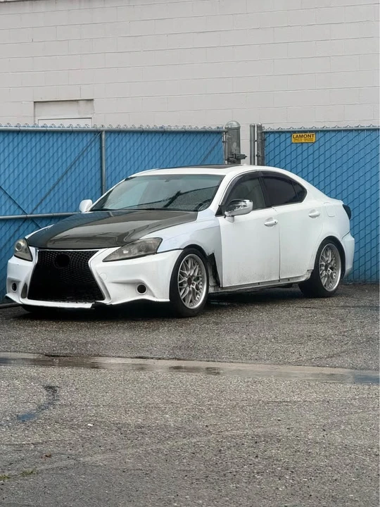 2007 Lexus IS 2nd Gen - Image 3 of 11