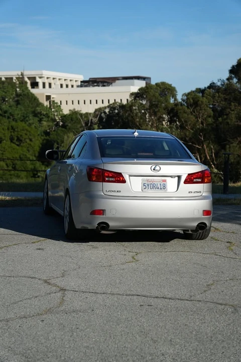 2007 Lexus IS 2nd Gen - Image 10 of 20