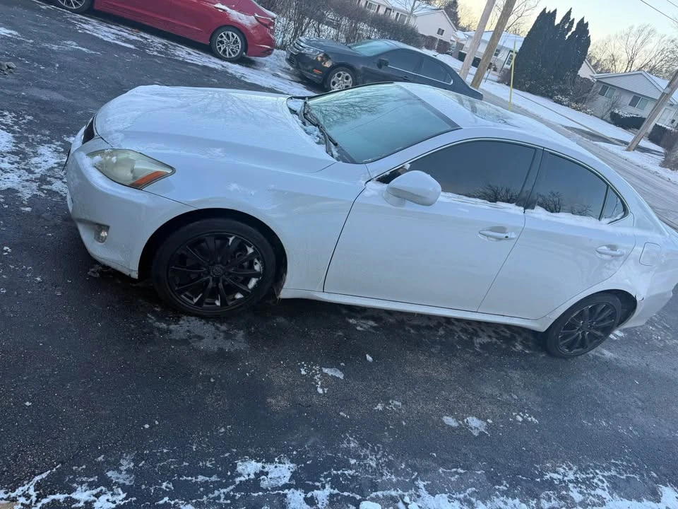 2007 Lexus IS 2nd Gen - Image 2 of 9
