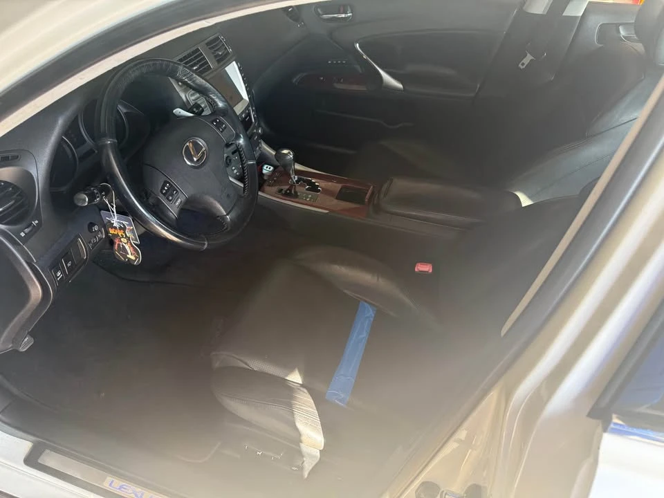 2007 Lexus IS 2nd Gen - Image 10 of 12