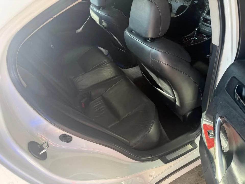 2007 Lexus IS 2nd Gen - Image 11 of 12