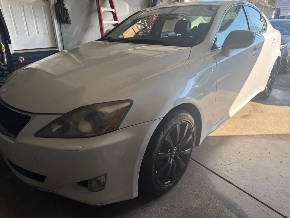 2007 Lexus IS 2nd Gen - Image 4 of 12