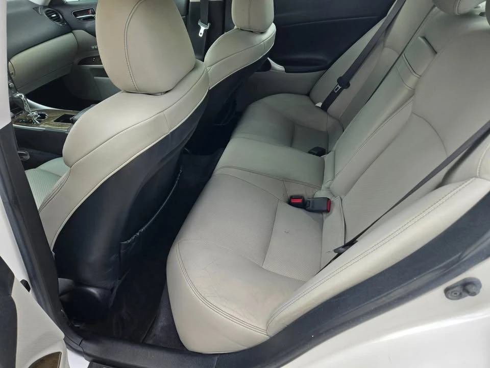 2007 Lexus IS 2nd Gen - Image 10 of 17